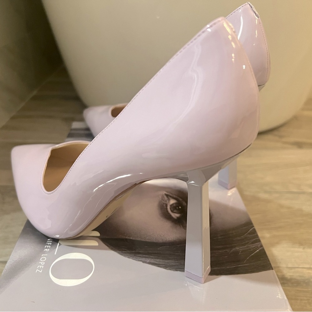 Lavender heels by J Lo Size 10 never worn